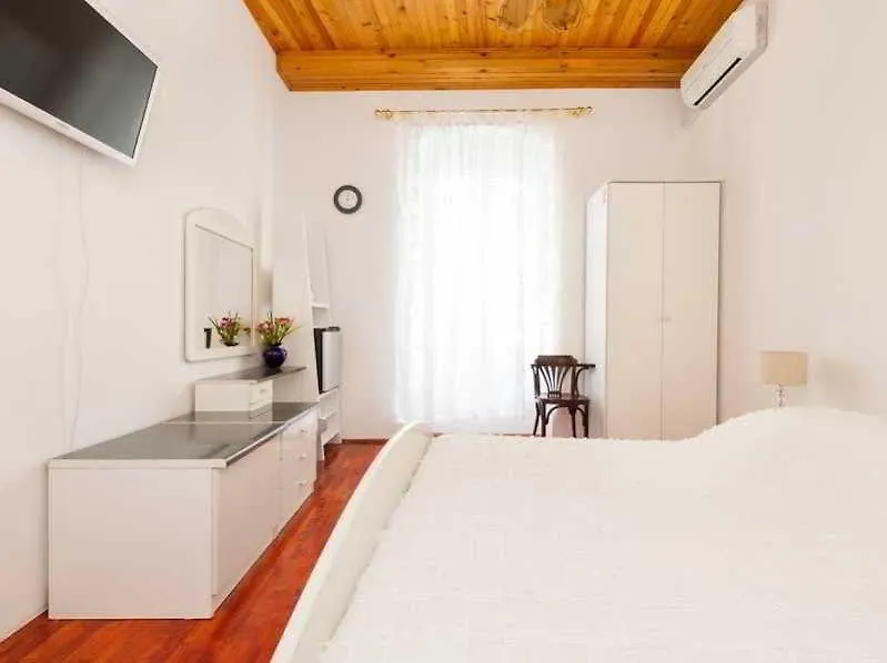 招待所 Rooms & Apartments Matkovic 斯普利特