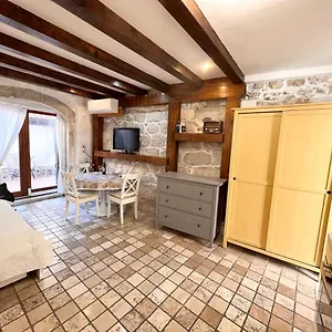 F Maison d'hôtes